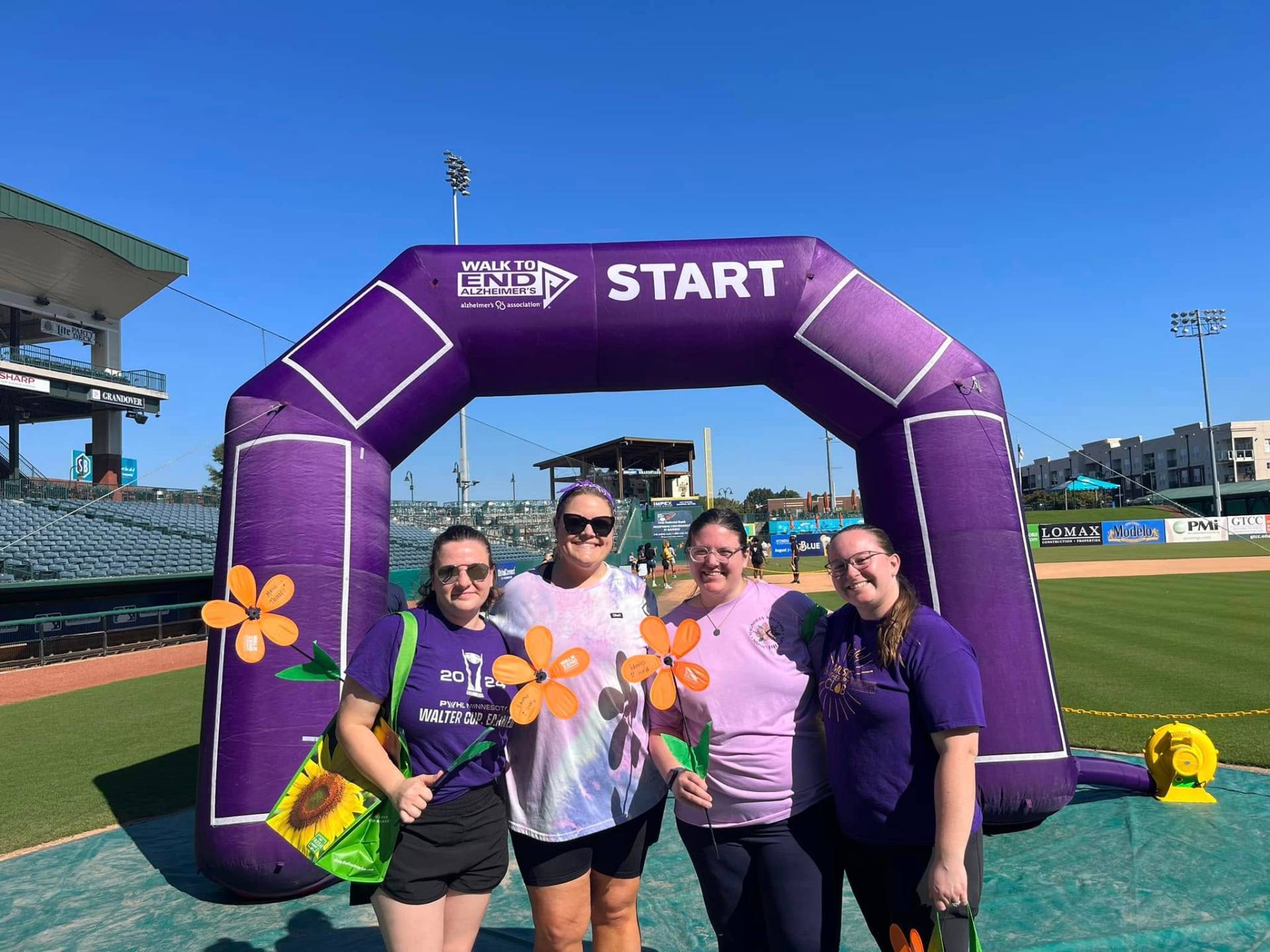 Team Magnolia Melodies at the Walk to End Alzheimer's START arch